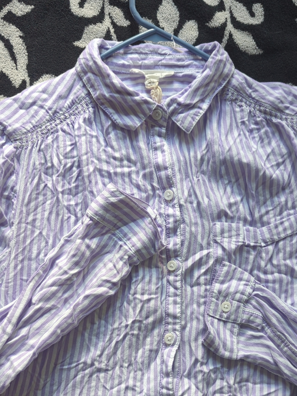 beachlunchlounge Lilac & White Striped Button Down Shirt Ruched Shoulders Size M